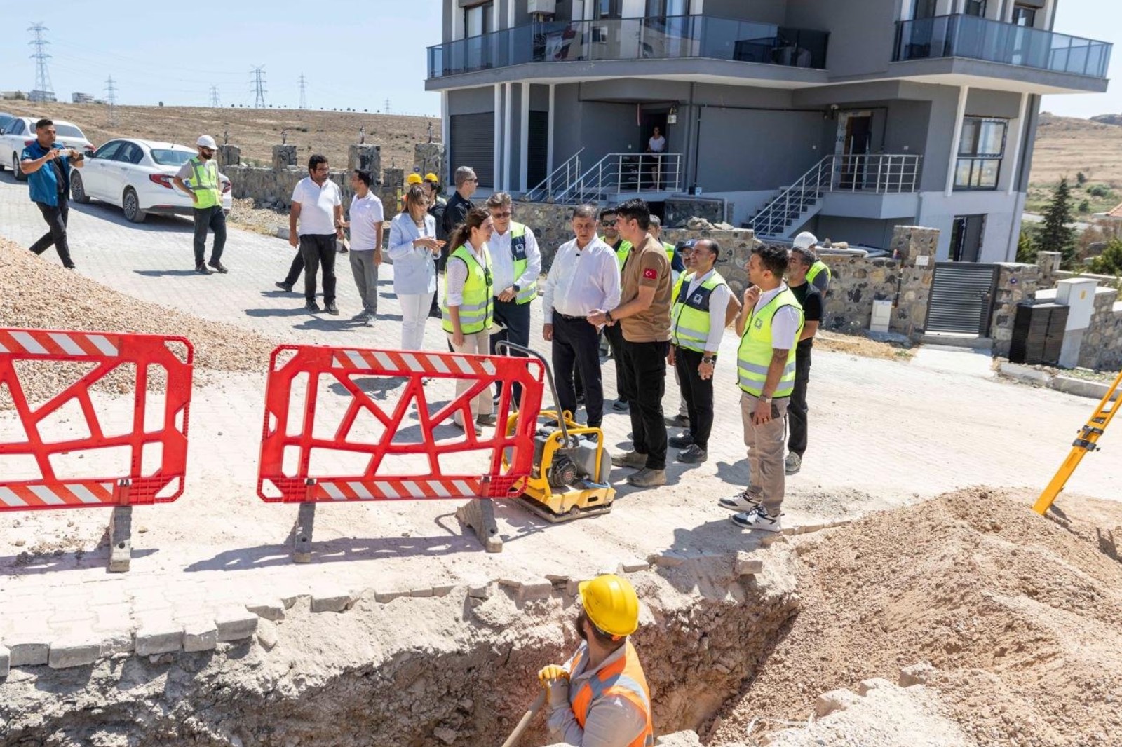 Altyapı çalışmasının yürütüldüğü şantiye alanı